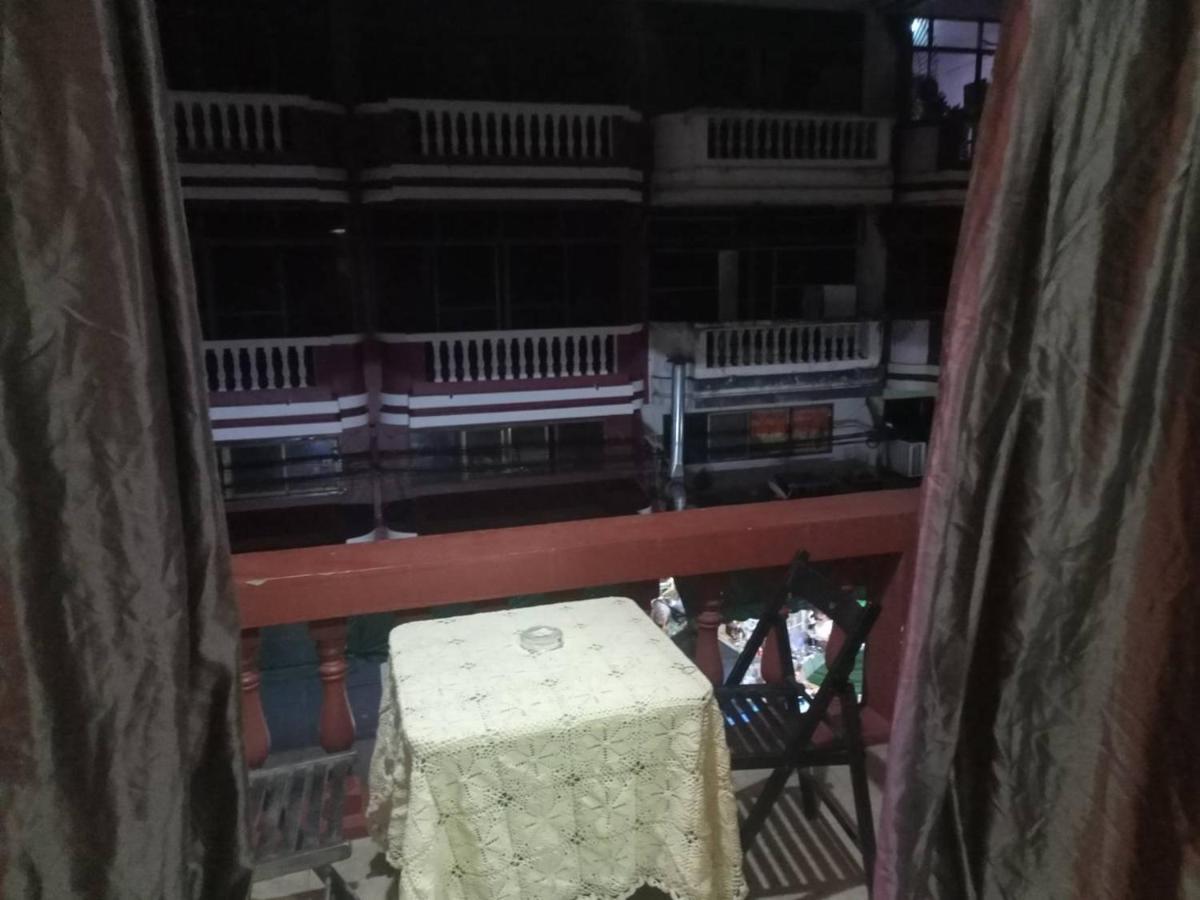 Pluemchai Guesthouse Haat Jomtien Eksteriør bilde
