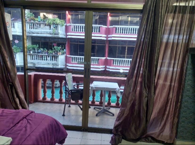 Pluemchai Guesthouse Haat Jomtien Eksteriør bilde