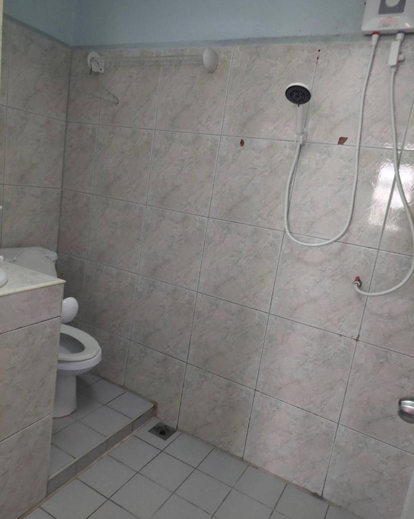 Pluemchai Guesthouse Haat Jomtien Eksteriør bilde