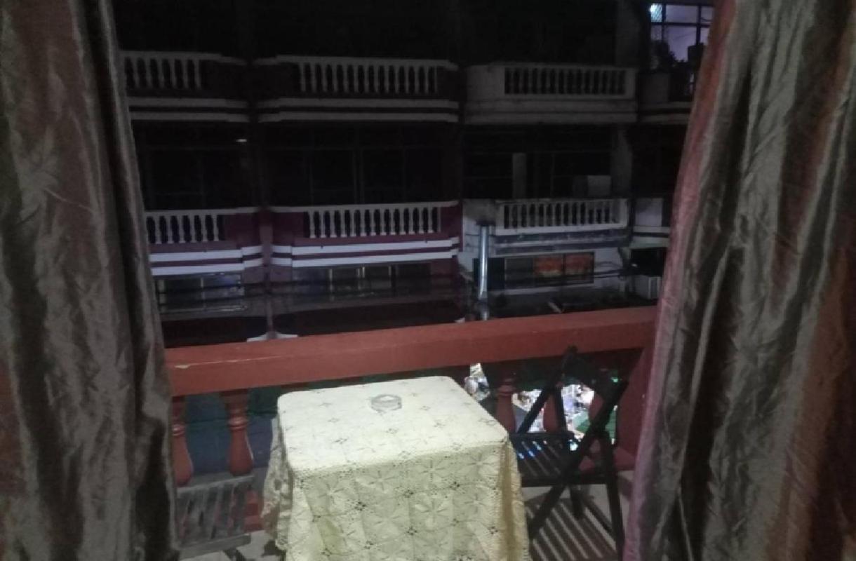 Pluemchai Guesthouse Haat Jomtien Eksteriør bilde